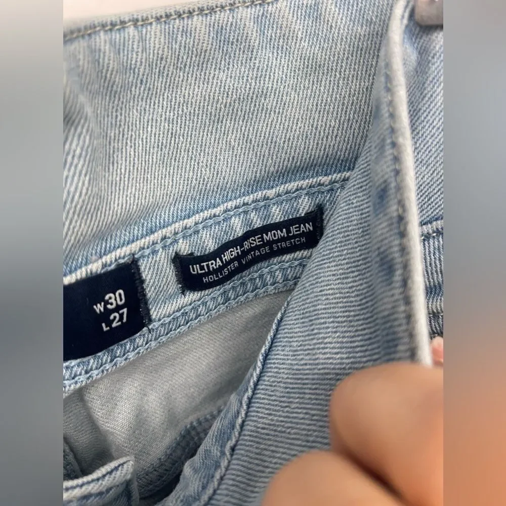 Hollister women's ultra‎ high-rise size 11 jeans